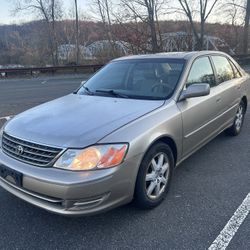 2004 Toyota Avalon 