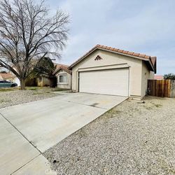 NEW HOUSE 3BD 2B 