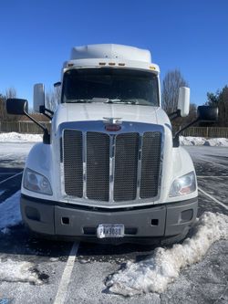 2017 peterbilt 579-model