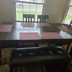 Dinning Table 