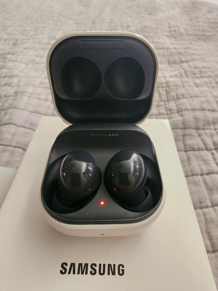 Samsung Galaxy Buds 2 (Read Description)