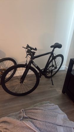 Crew District Bike