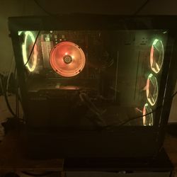 Want To Trade Pc For a Pc Of Similar Specs Or Better “SPECS IN DESCRIPTION”