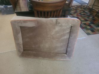 Dog bed