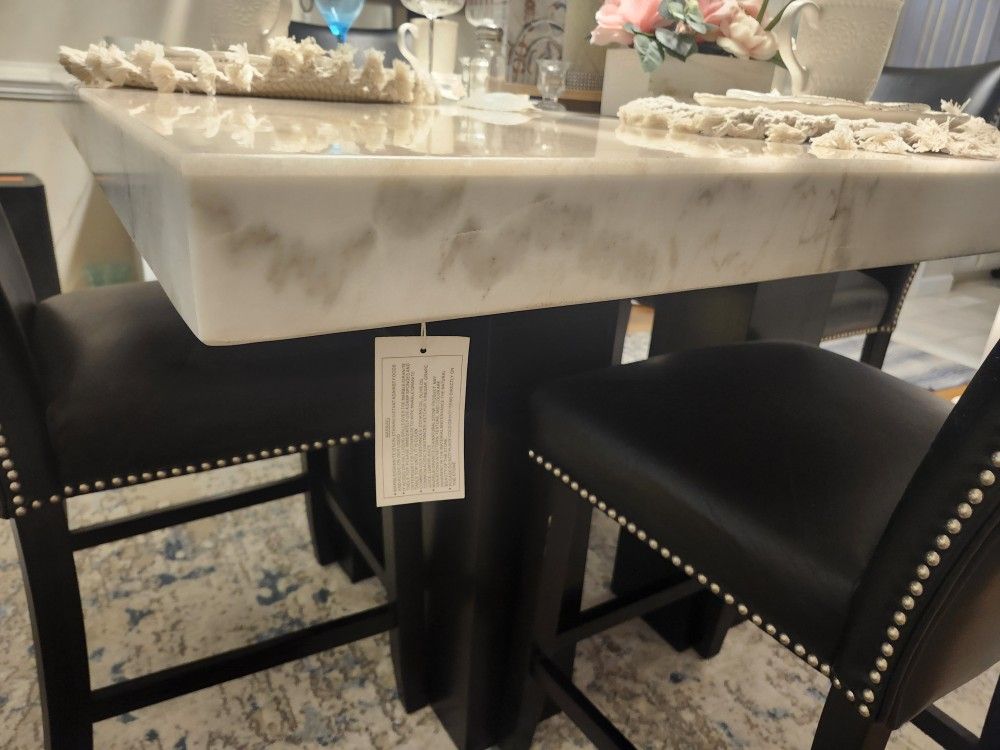 Dinning Room Sets For Sell By Owner