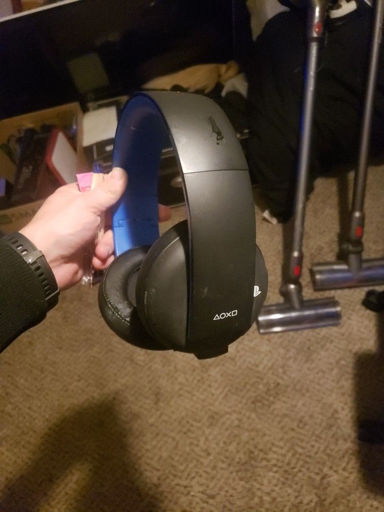 Ps5 Wireless Headphones.