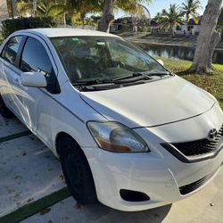 2010 Toyota Yaris