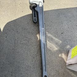 Rigid 36” Pipe Wrench 