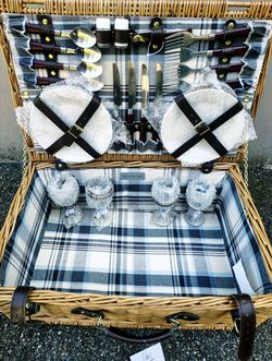 Brand new picnic basket set!