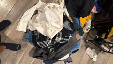 Bag of clothes, large and extra large shirts Armani, Lacoste  Old Navy