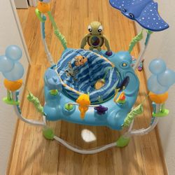 Disney Baby Finding Nemo Sea of Activities Jo P