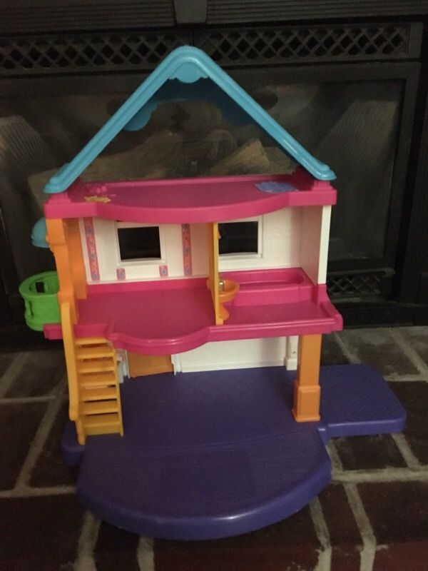 Fisher price doll house