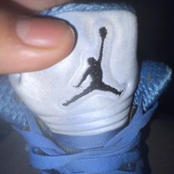 Jordan 5 University Blue