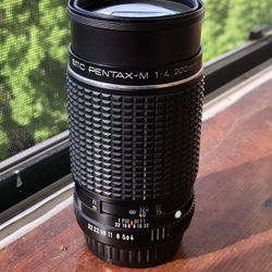 SMC Pentax-M 1:4 200mm for Pentax K-mount