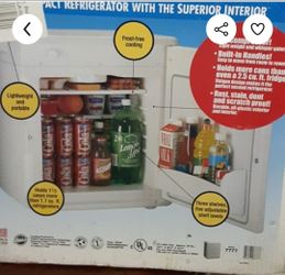 2.0 cubic electric cooler.