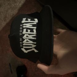 Supreme Hat 