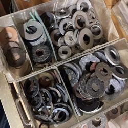 Variety Of Drag Reel Parts Read Description