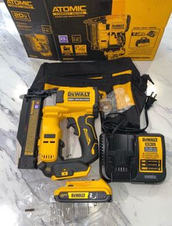 Dewalt ATOMIC 20V MAX Lithium Ion Cordless 23 Gauge Pin Nailer Kit with 2.0Ah Battery and Charger