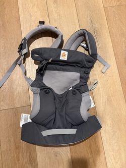 Ergobaby Carrier