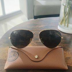 NEW RAYBAN AVIATOR  LARGE GOLD FRAME