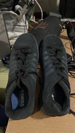 Swiss 9 1/2 Women’s never worn
