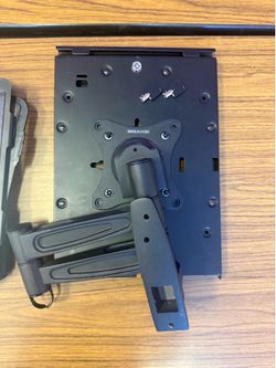 Locking iPad wall mount