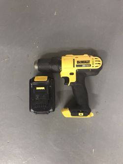 Dewalt Drill With Battery And Charger