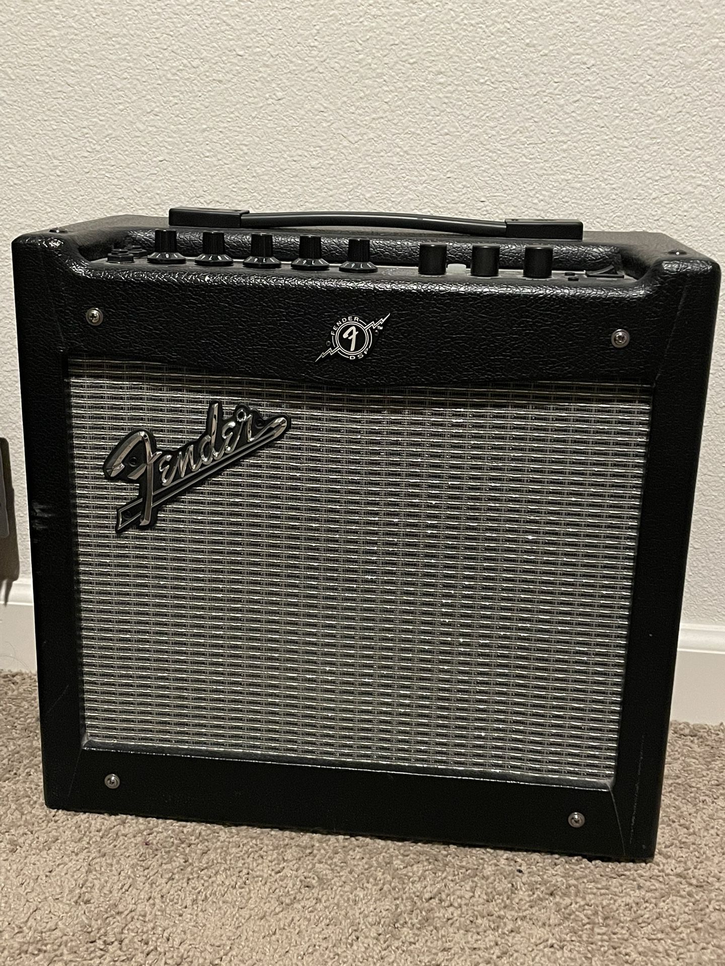 Fender Mustang V.2 Amp