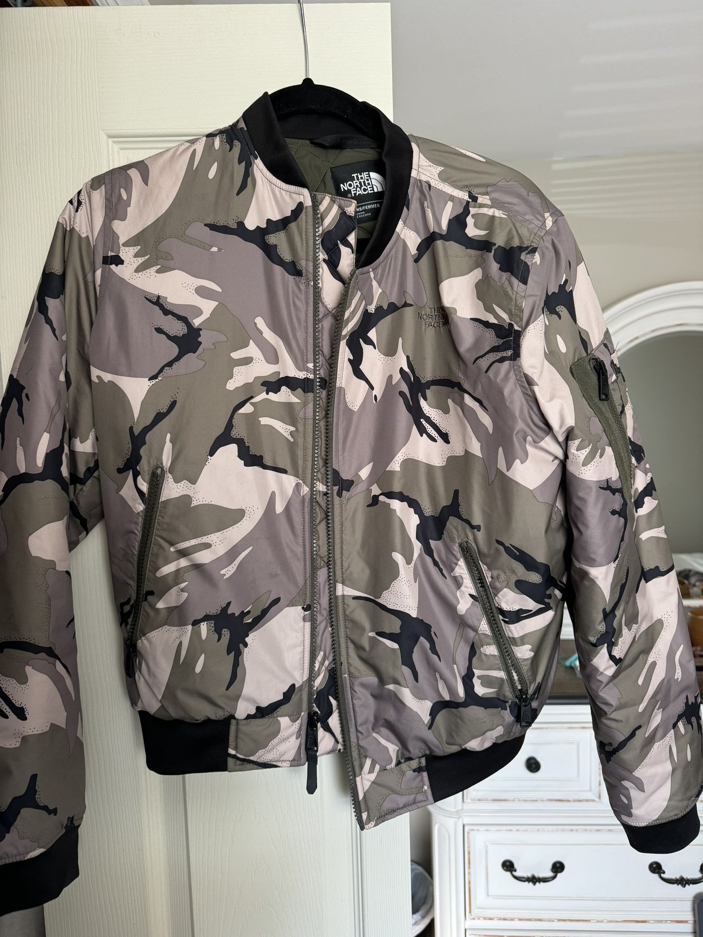 North Face Women’s Bomber Jacket