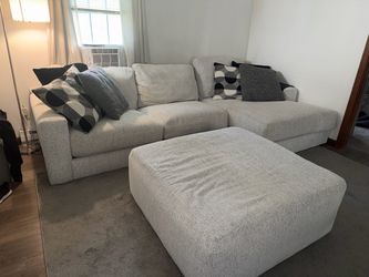 Bob’s Mason White 123'' 2 Piece Left Arm Facing Chaise Sectional with ottoman and pillows