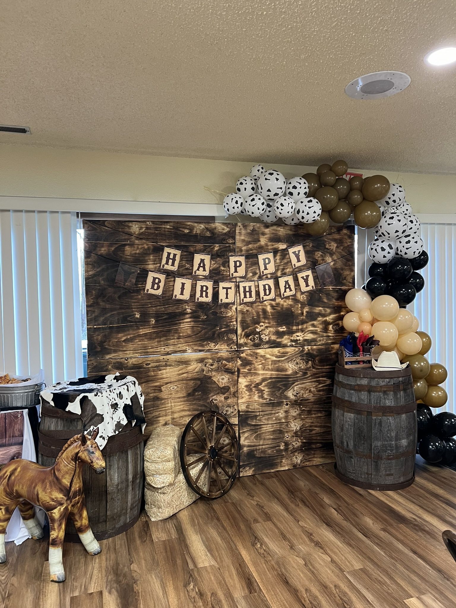 Cowboy Birthday Decor