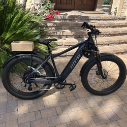 Aventon Aventure 3, Like New 