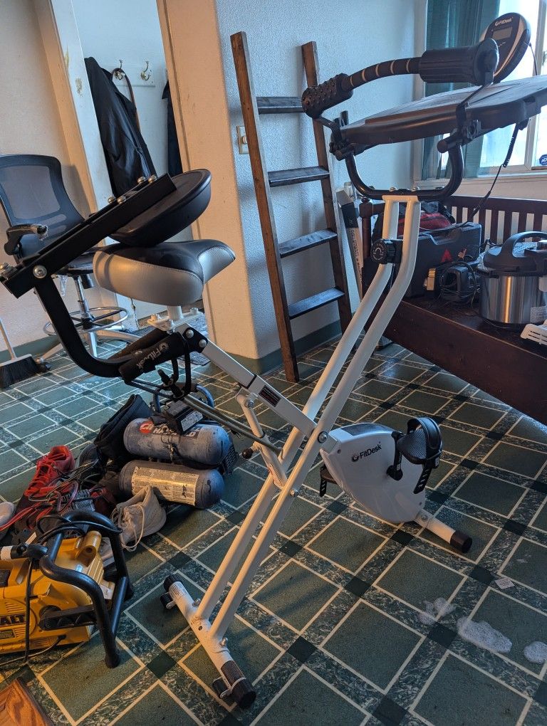 FitDesk Exercise Bike 