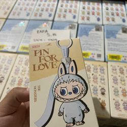 Pin Labubus Macarons 