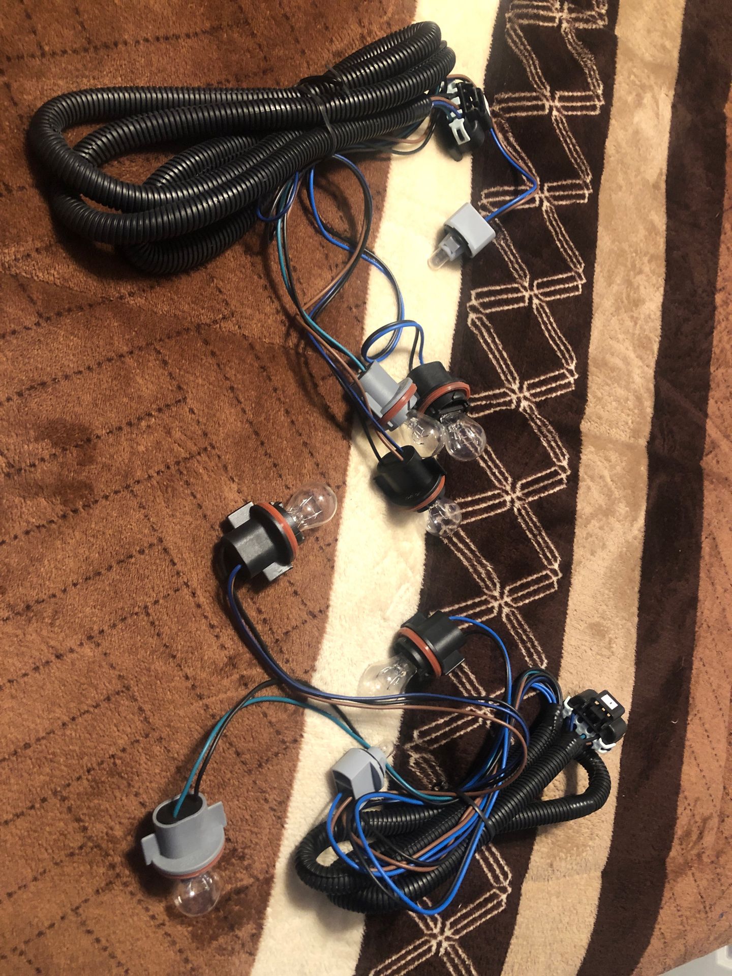 Silverado tail lights wiring