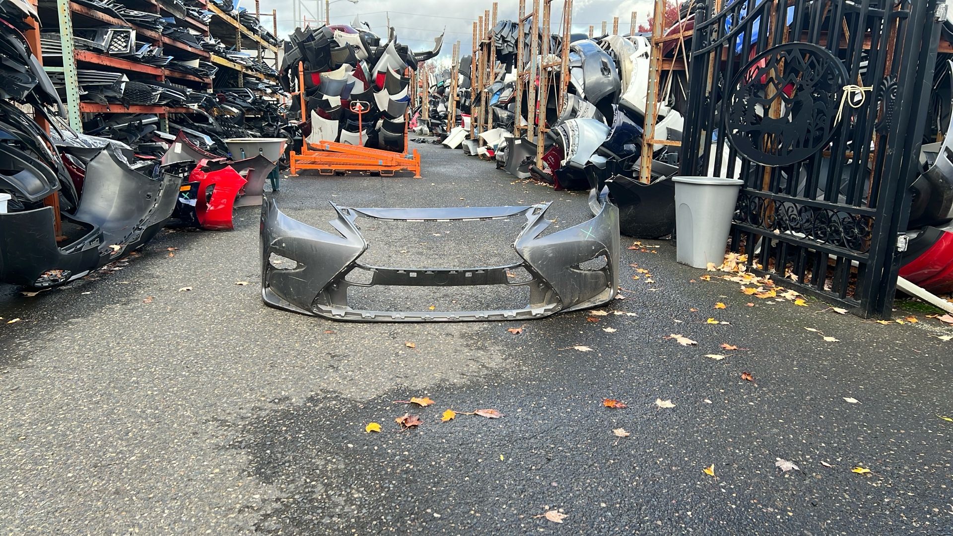 2016 To 2018 Lexus ES350 Front Bumper Cover #B980 LX1000 328