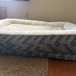 Dog bed