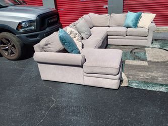 Oversized Sectional Sofa 