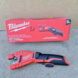 Milwaukee Copper Tubbing Pipe Cutter 12V
