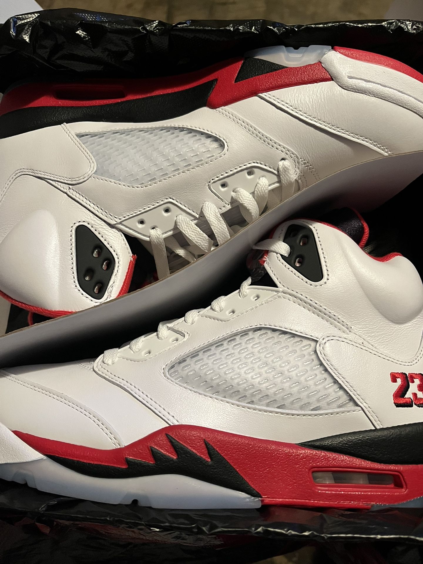 2025 Fire Red 5s Sz 12
