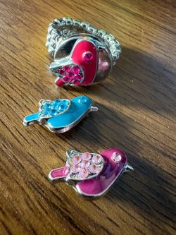 Vintage Bird Charm Snap Ring set