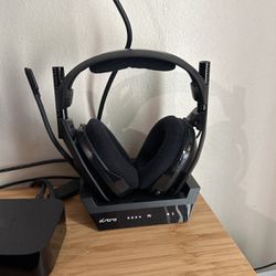 Astro A50 Wireless Headset And Dock 