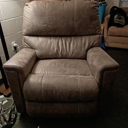 Recliner 