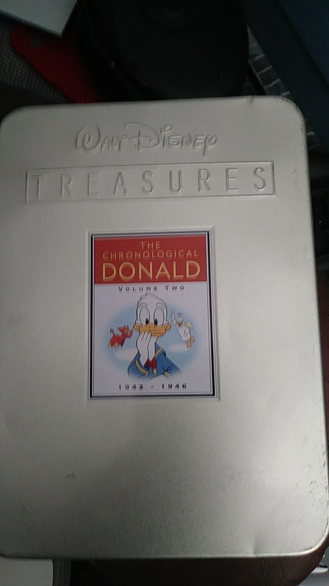 Walt Disney Treasures the chronological Donald Duck volume 2 DVD set Limited edition DVD set With 2 dvd discs, collectors tin and more
