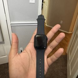 3rd Gen Apple Watch READ DESCRIPTION