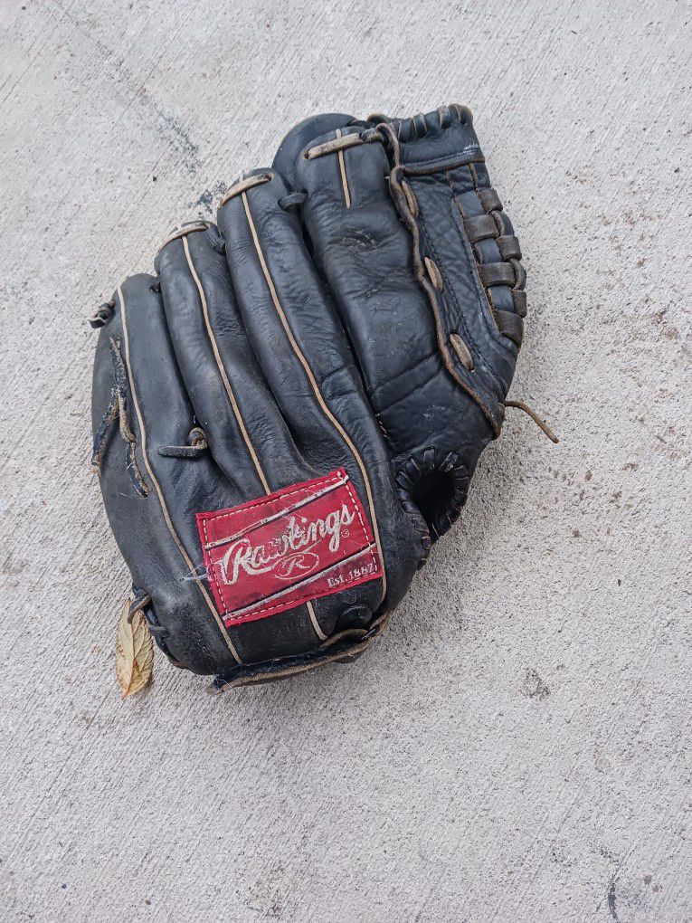 Rawling's Baseball Glove