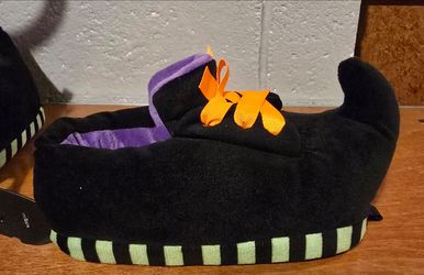 Kids Halloween Witch Shoe Plush slip on Slippers