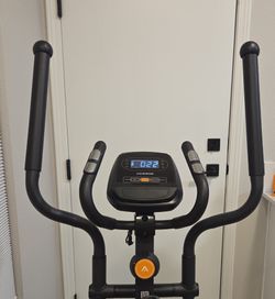 Acezoe Elliptical Machine New not used Disassembled