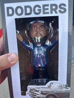 Ice Cube DODGERS Bobble Head 24