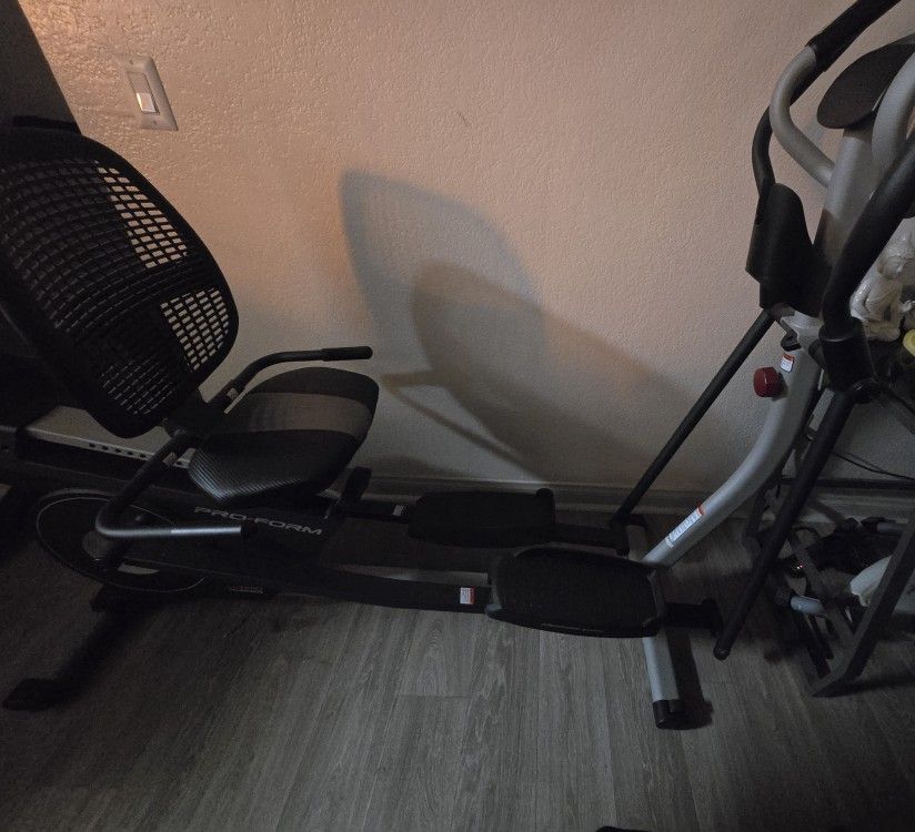 ProForm 2-in-1 Elliptical & Recumbent Bike Hybrid Trainer Home Exercise ...